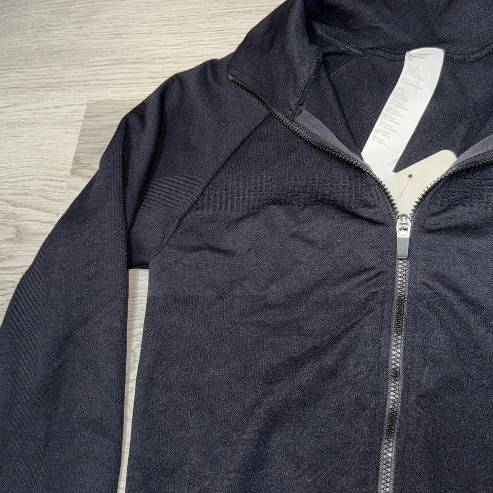 Fabletics Black Cropped Seamless Jacket - Picture 7 of 11